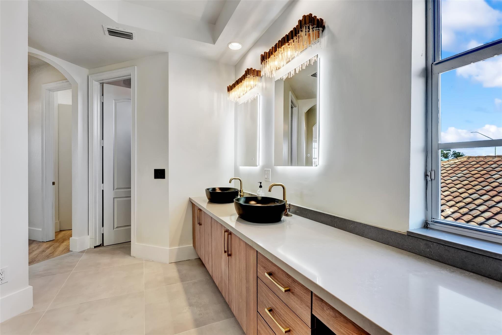 Debuys 180-147 B - Residential
