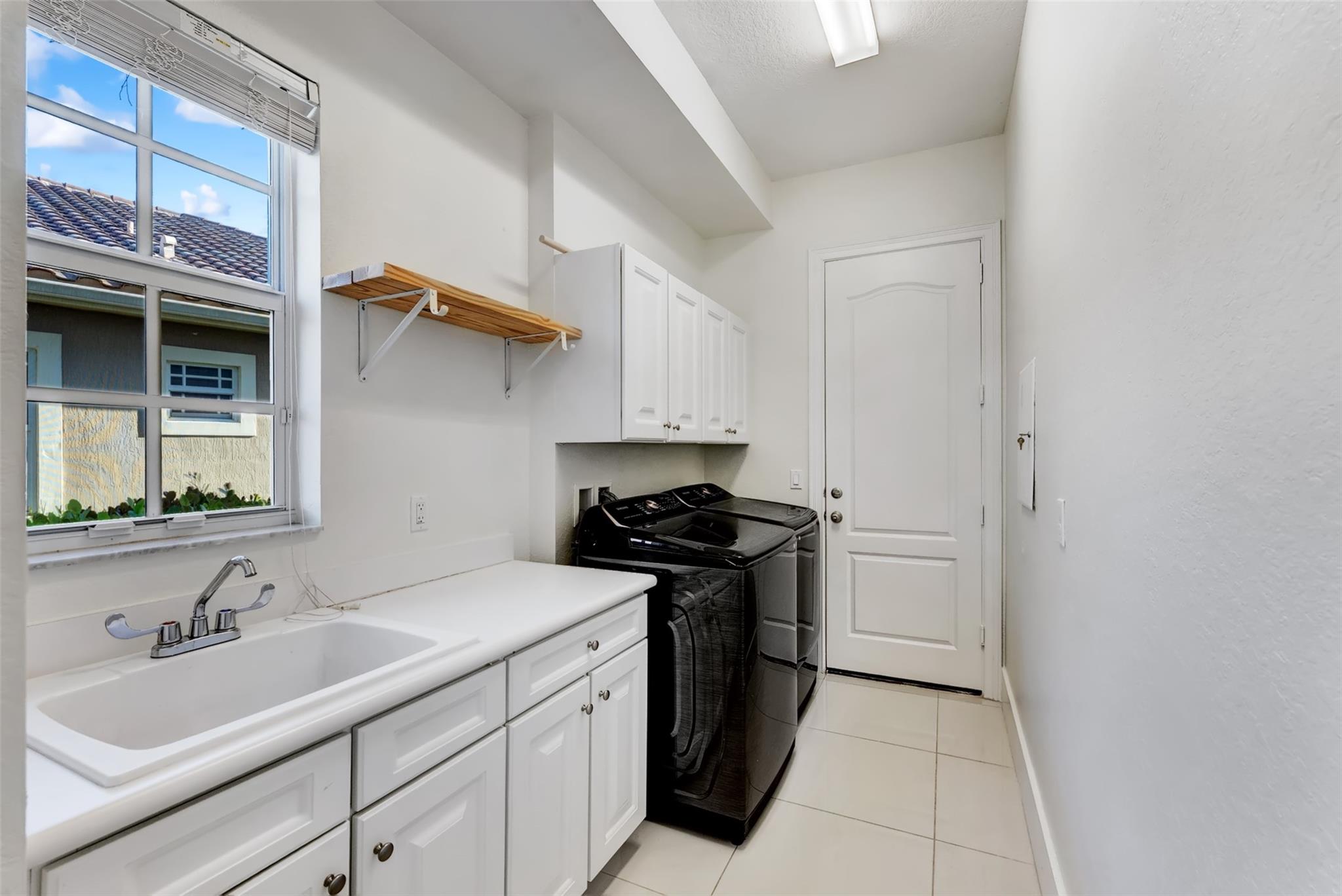 Debuys 180-147 B - Residential