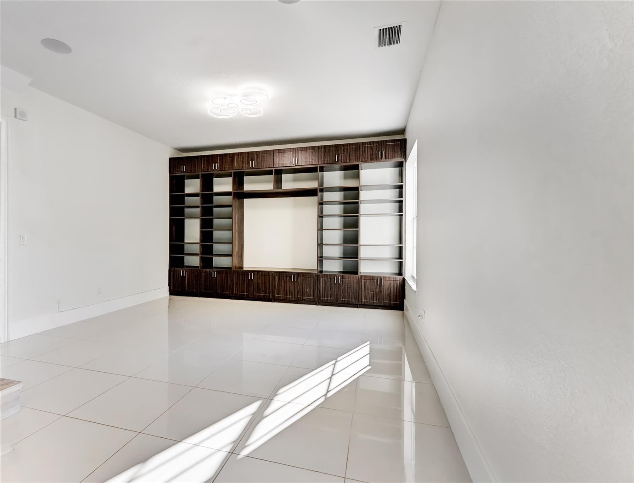 Debuys 180-147 B - Residential