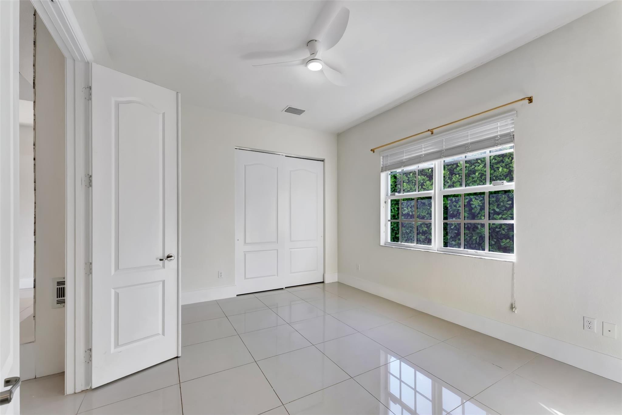 Debuys 180-147 B - Residential