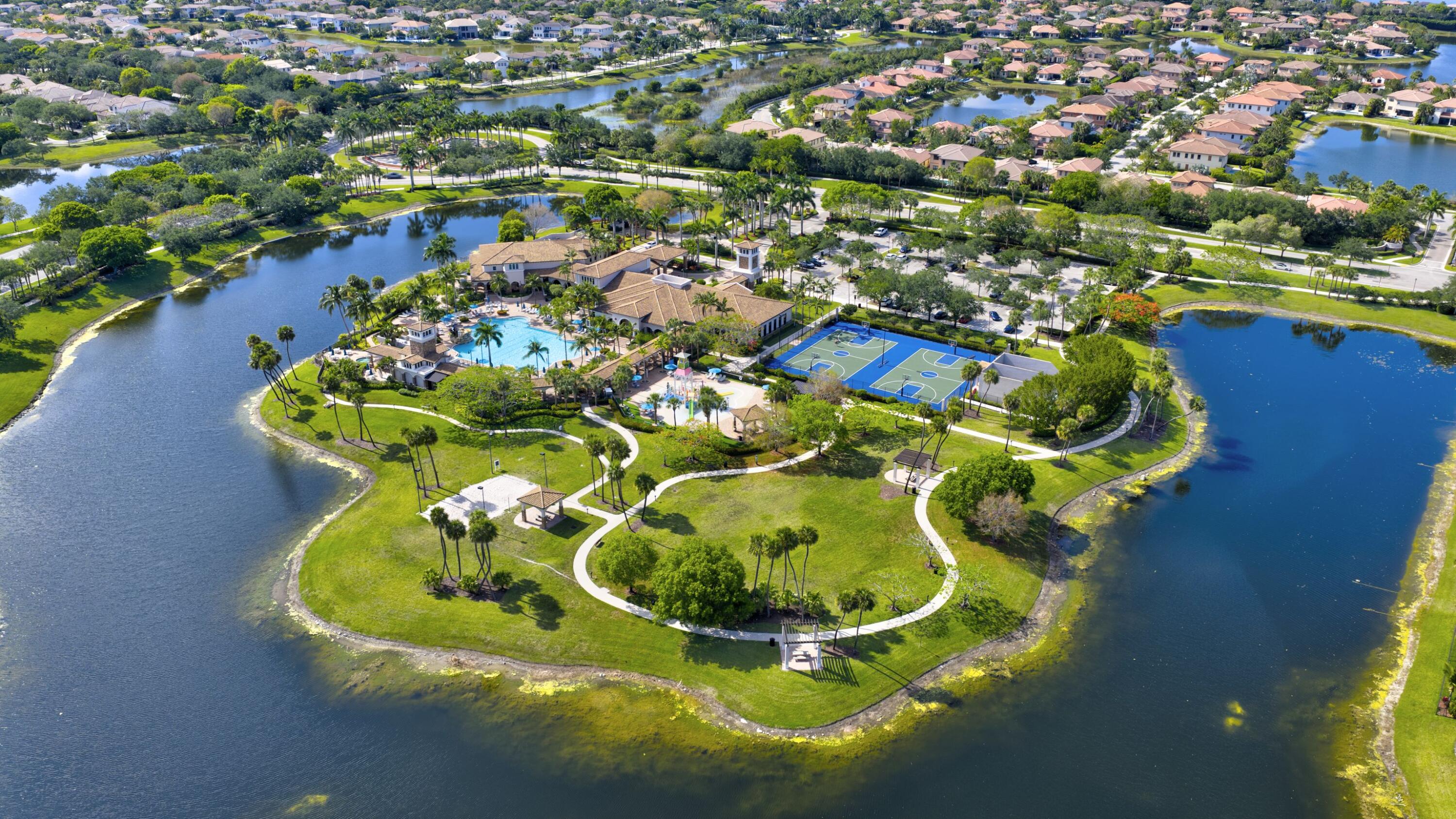 Tuscany / HERON BAY SOUTH - Residential