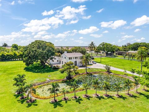 7601 NW 82nd Terrace Parkland FL 33067