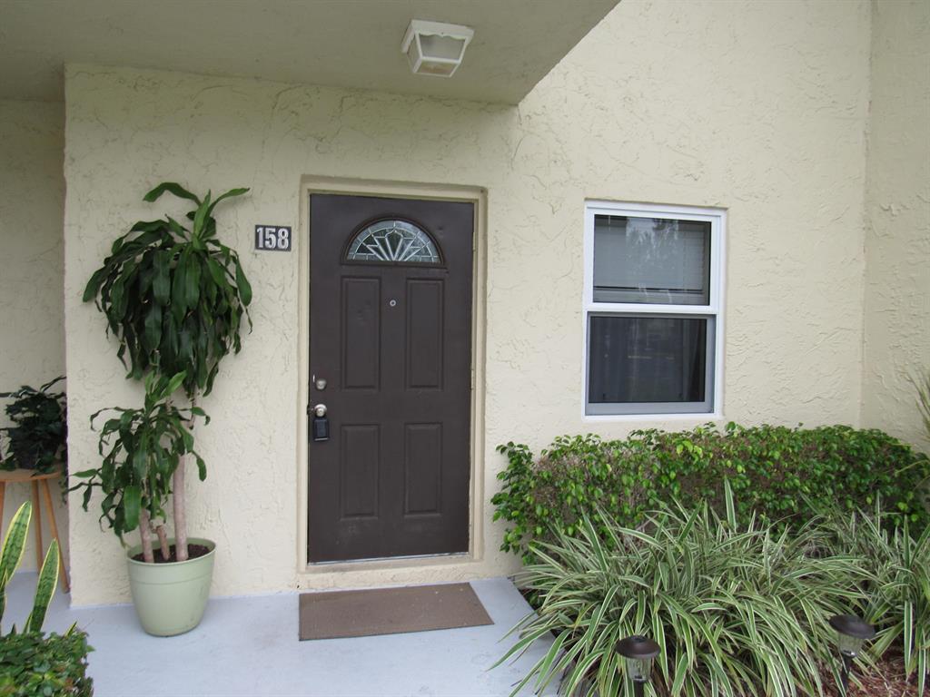 GOLDEN LAKES VILLAGE CONDO E - Residential