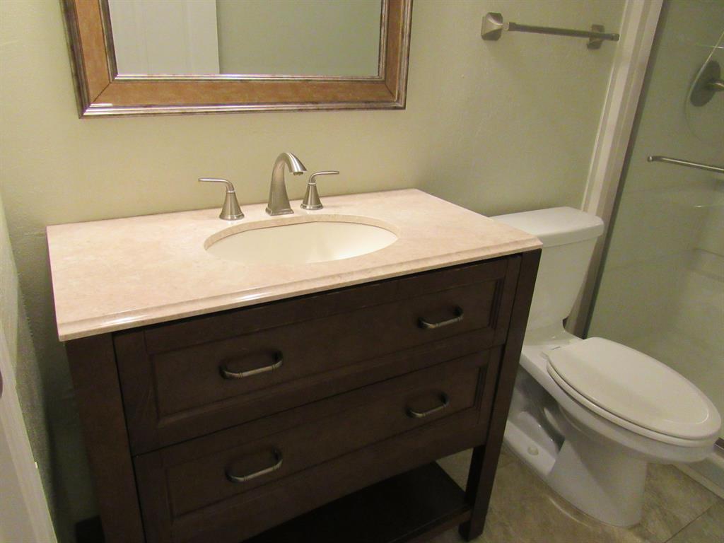 GOLDEN LAKES VILLAGE CONDO E - Residential