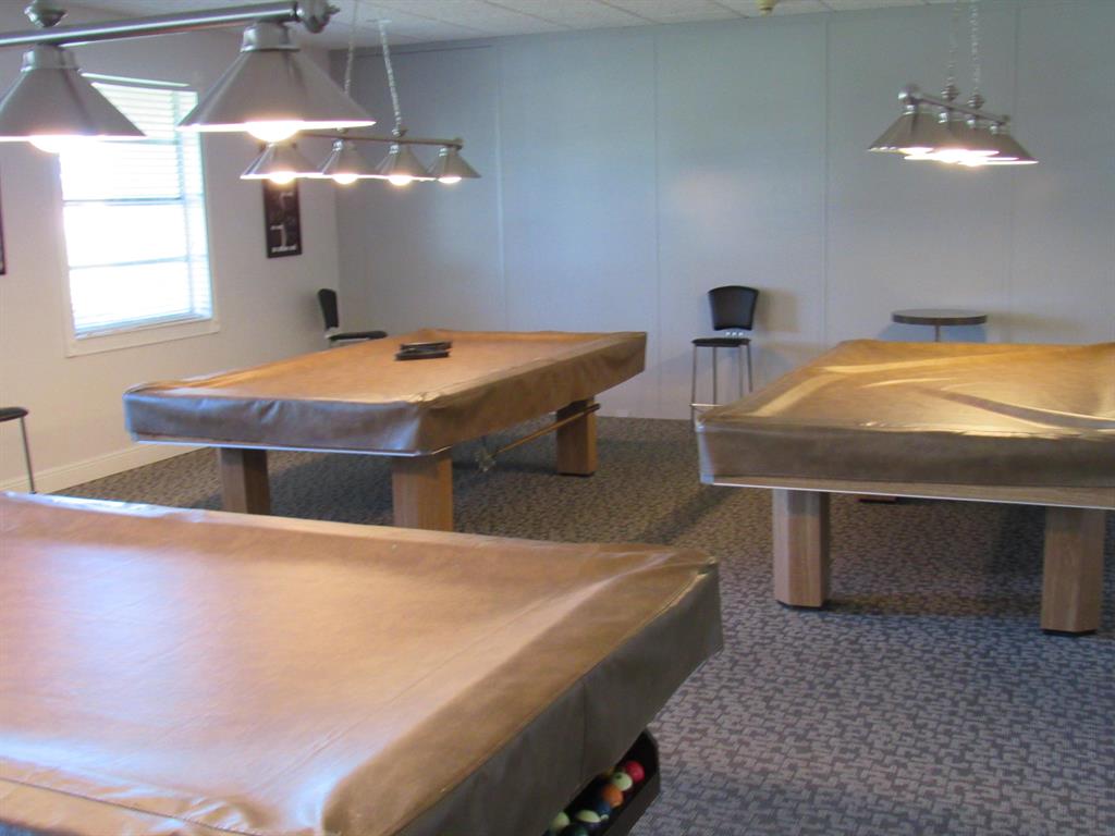 GOLDEN LAKES VILLAGE CONDO E - Residential