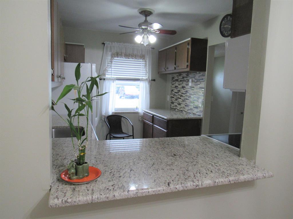 GOLDEN LAKES VILLAGE CONDO E - Residential