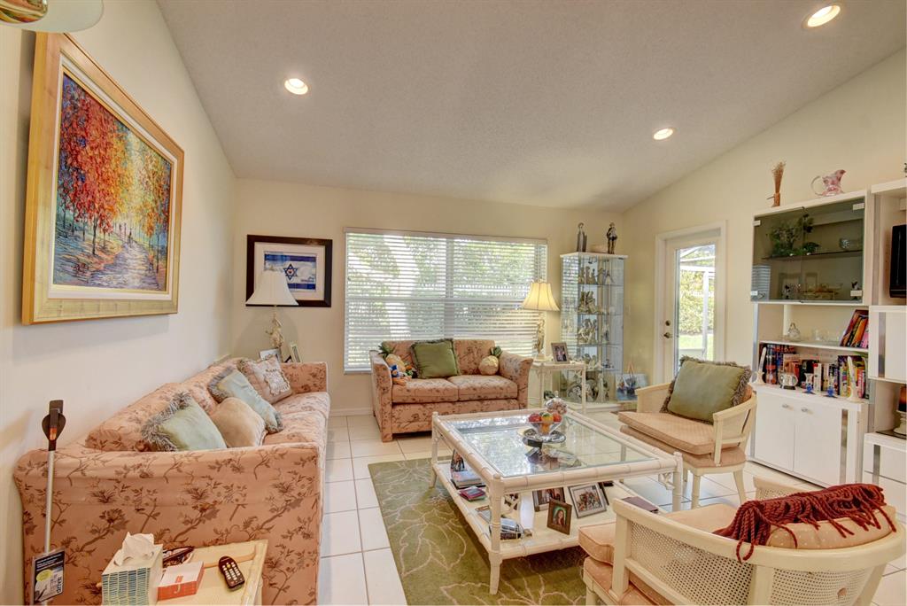 FLORAL LAKES PH 3 AND 4 - Residential