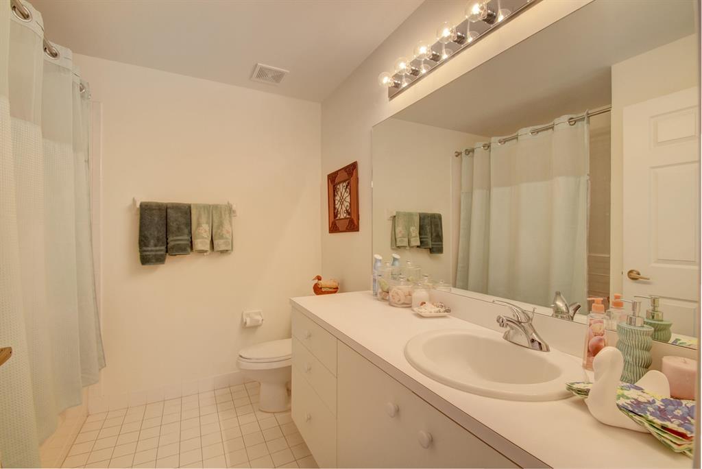 FLORAL LAKES PH 3 AND 4 - Residential