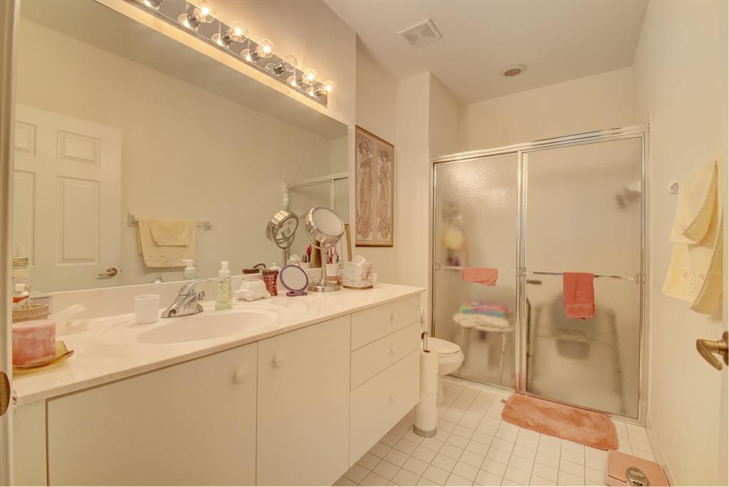 FLORAL LAKES PH 3 AND 4 - Residential