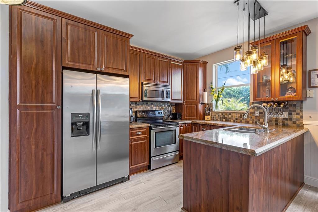 Mayfair At Parkland 155-9 - Residential