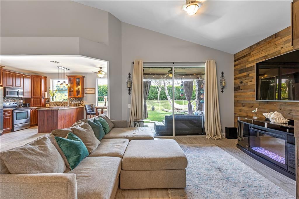 Mayfair At Parkland 155-9 - Residential