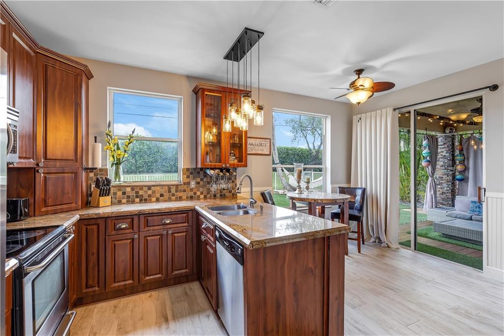 Mayfair At Parkland 155-9 - Residential