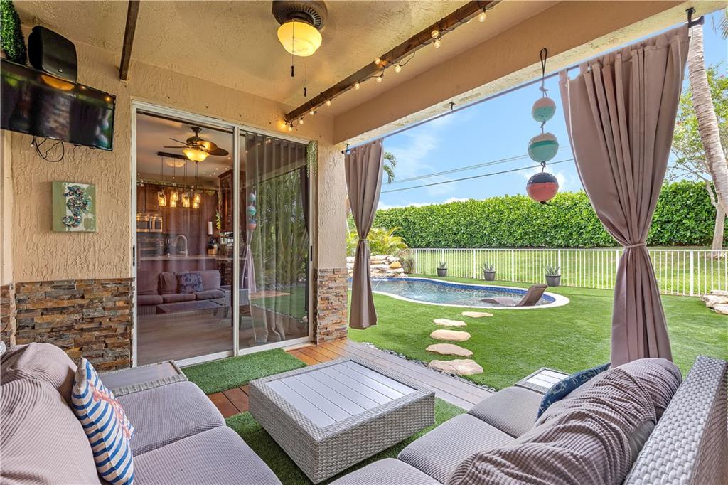 Mayfair At Parkland 155-9 - Residential