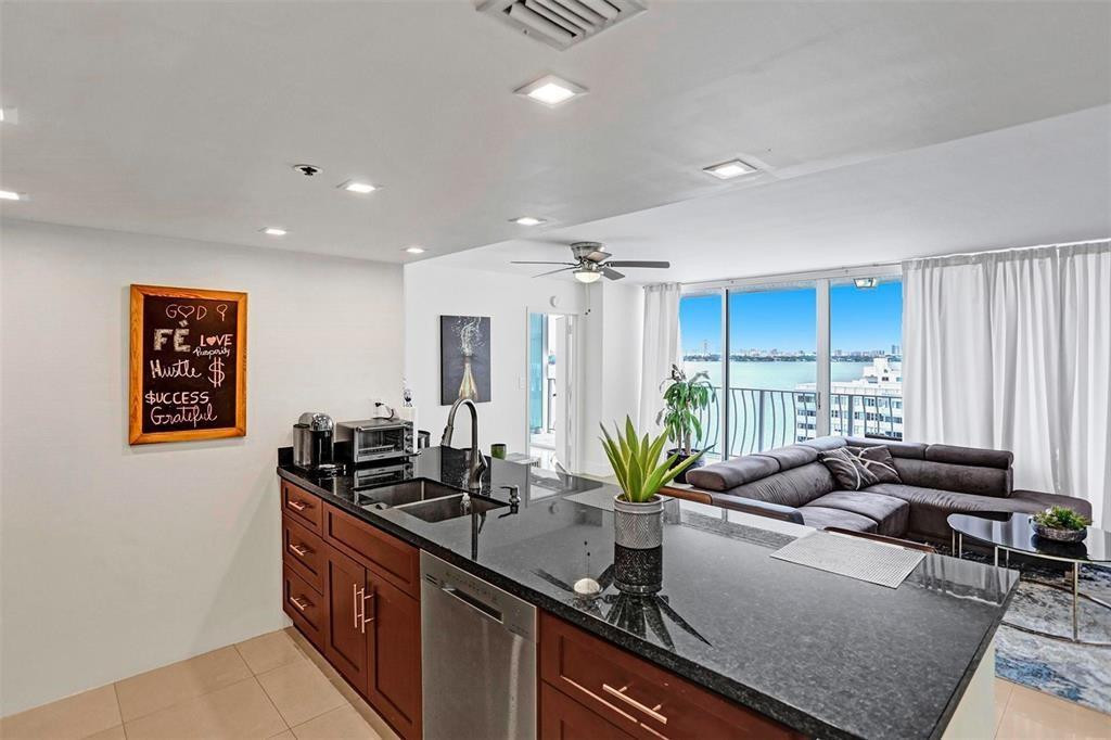 Grandview Palace - Residential