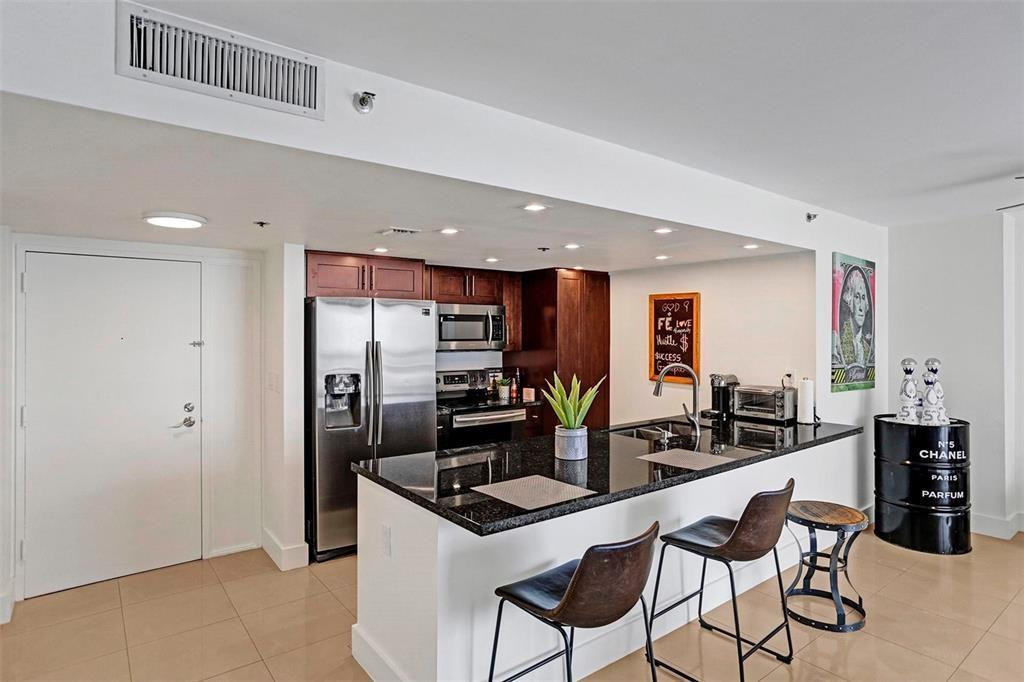 Grandview Palace - Residential