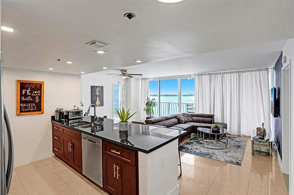 Grandview Palace - Residential