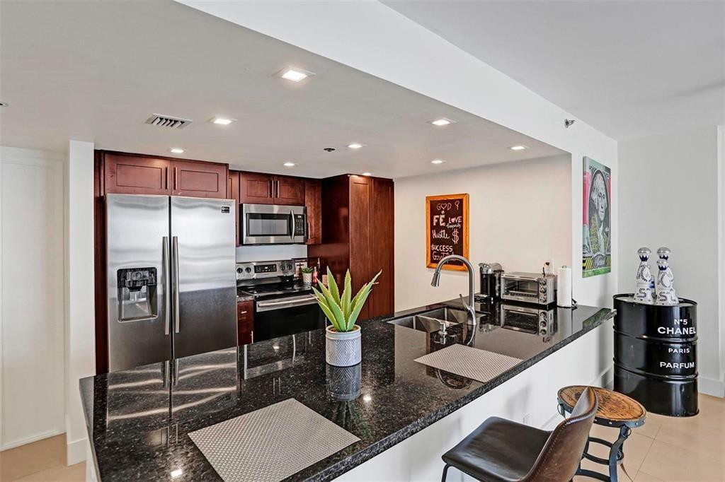 Grandview Palace - Residential