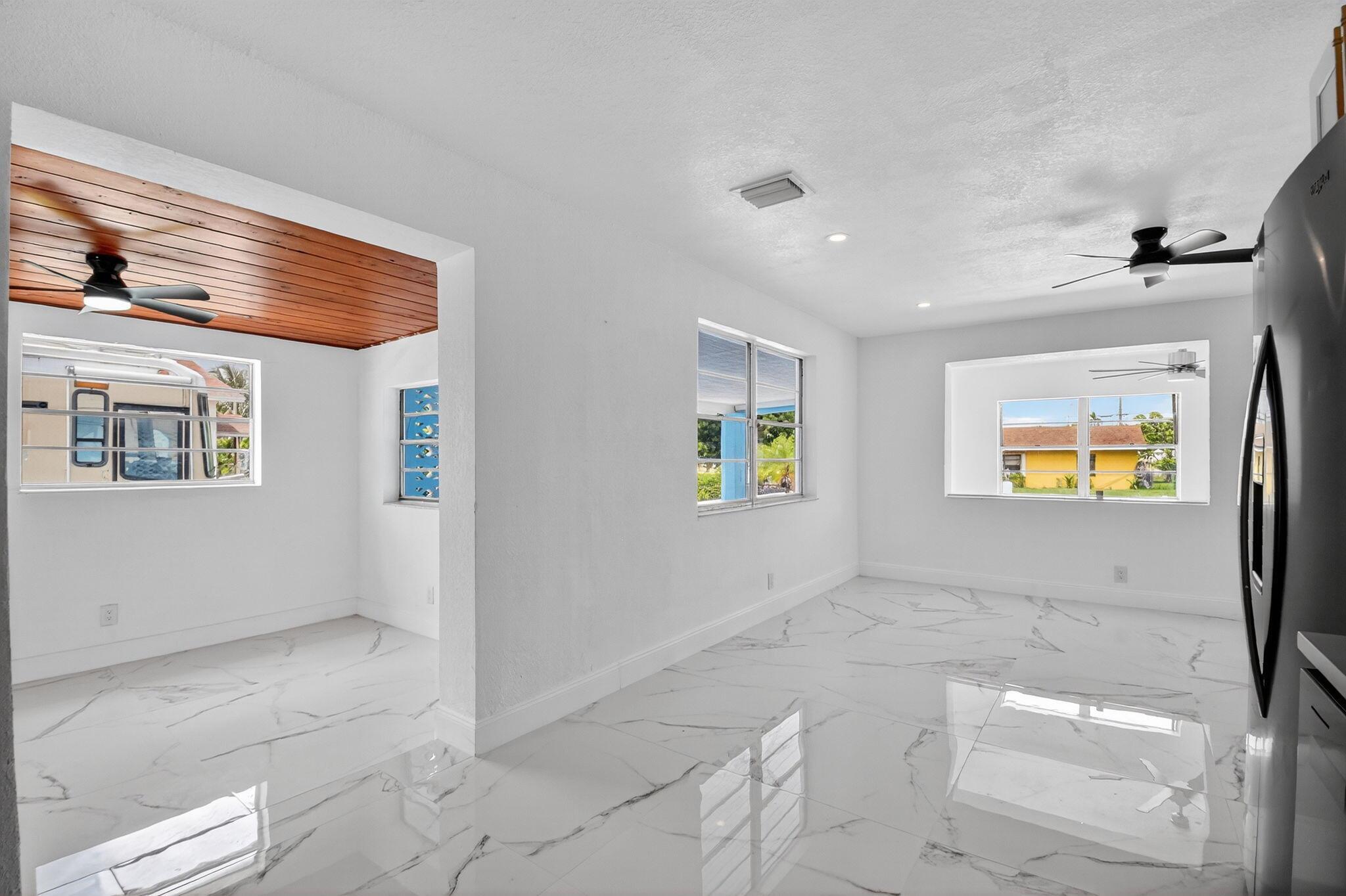 INLET CITY - Residential