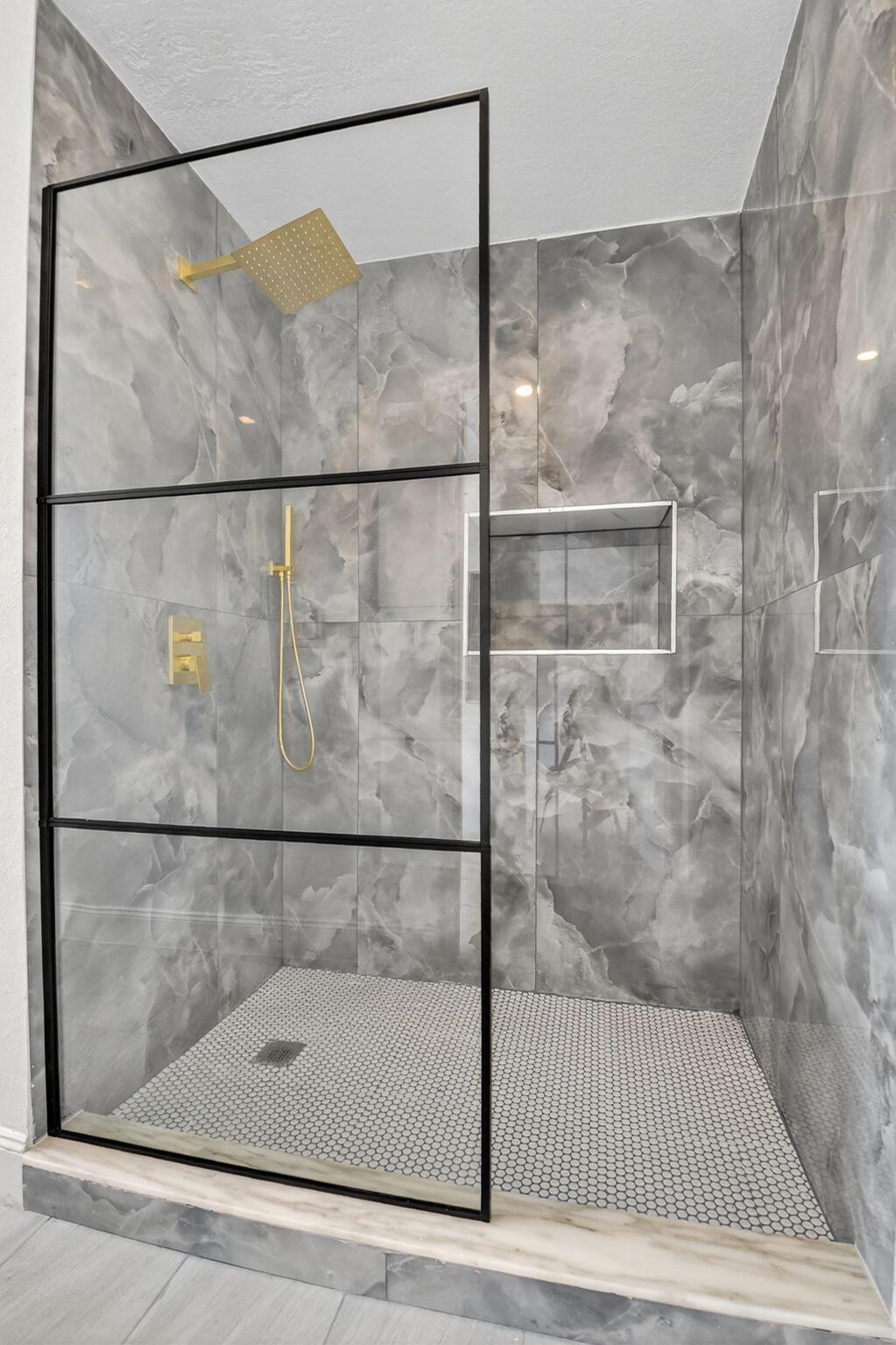 INLET CITY - Residential