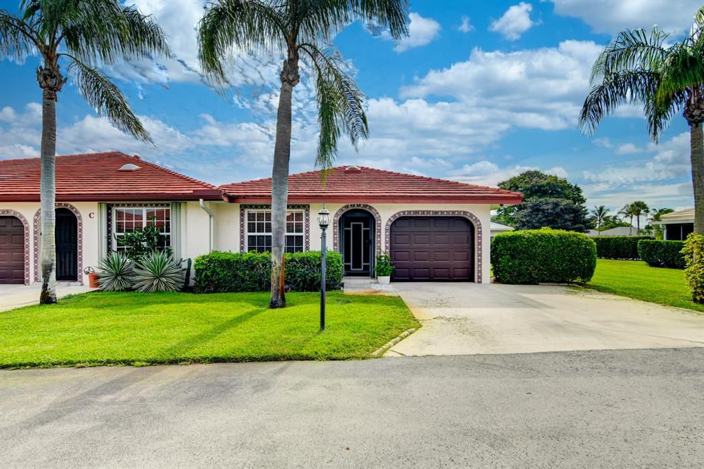 Photo of 1432 SW 26th Avenue #D, Boynton Beach, FL 33426 (MLS # R10748947)