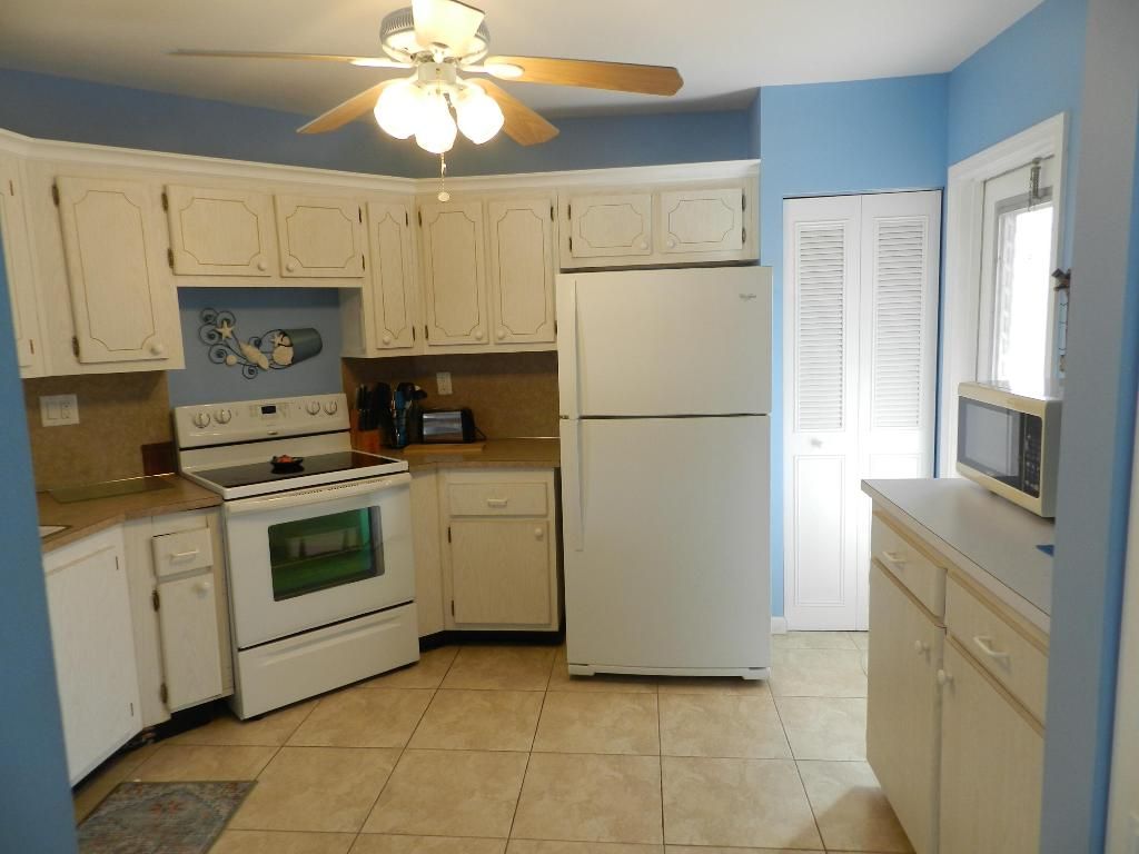 Photo of 6 Greenway Vlg N #202, Royal Palm Beach, FL 33411 (MLS # R11157217)