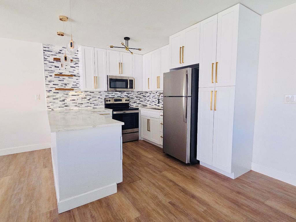 STERLING VILLAGE 240 CONDO - Residential