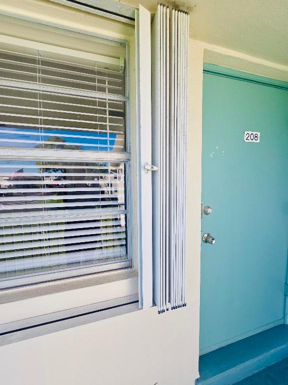 STERLING VILLAGE 240 CONDO - Residential