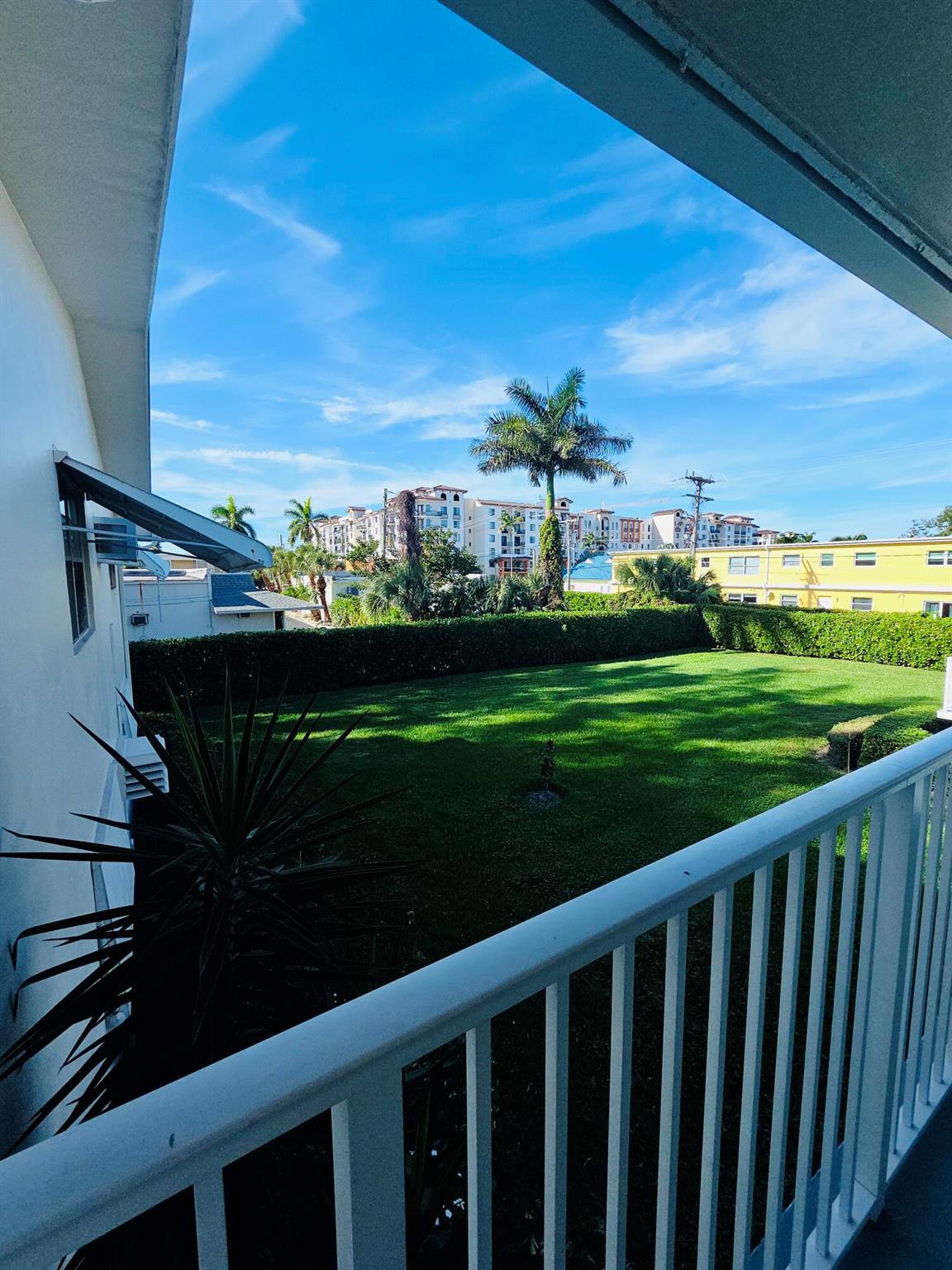 STERLING VILLAGE 240 COND - Residential