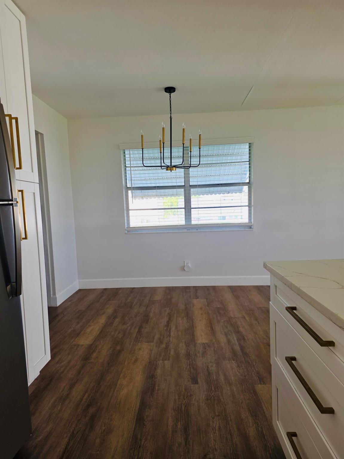 STERLING VILLAGE 240 COND - Residential