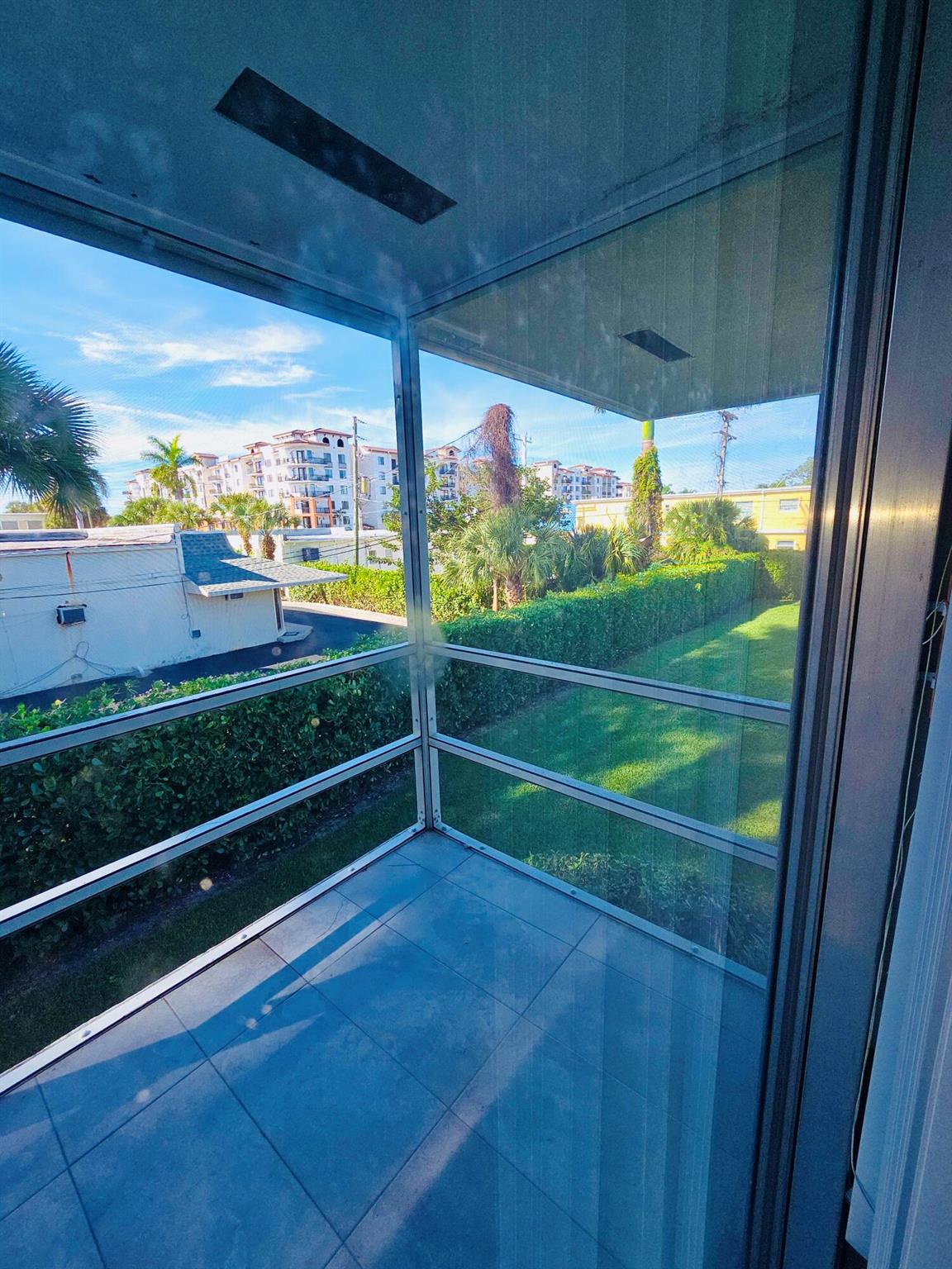 STERLING VILLAGE 240 COND - Residential