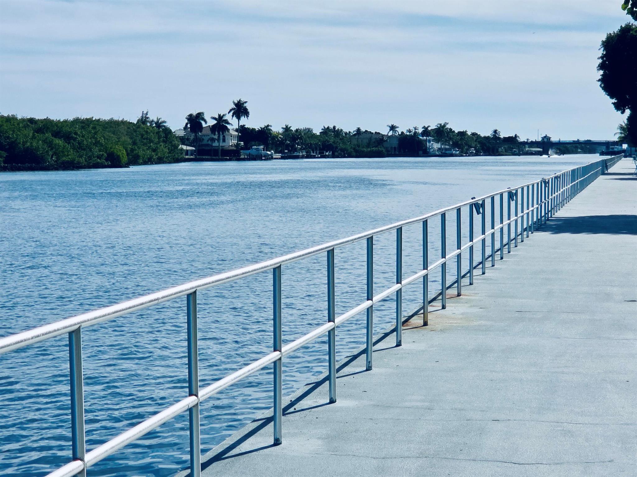 STERLING VILLAGE 240 COND - Residential