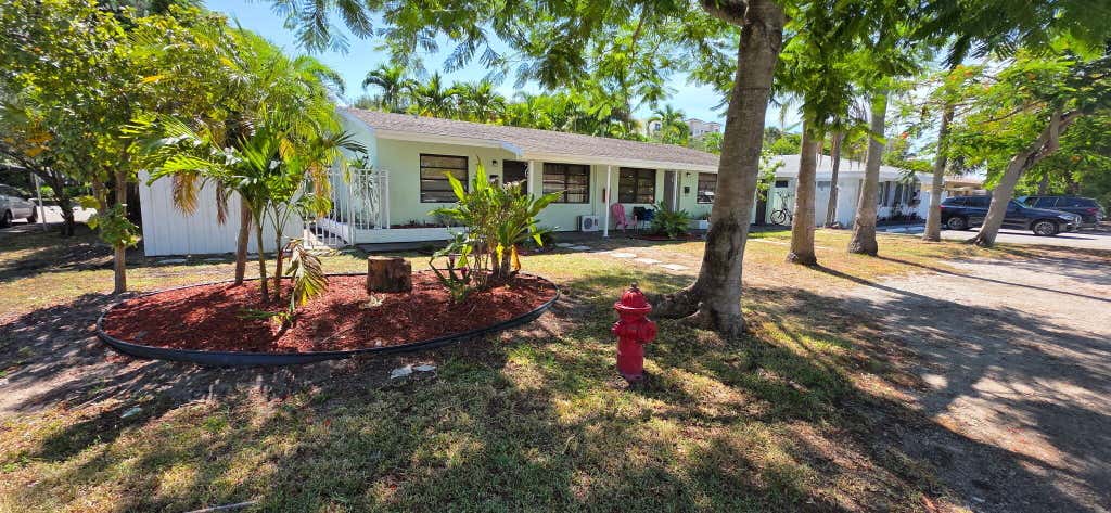Photo of 1044 NE 10th Avenue, Fort Lauderdale, FL 33304 (MLS # B26068708)