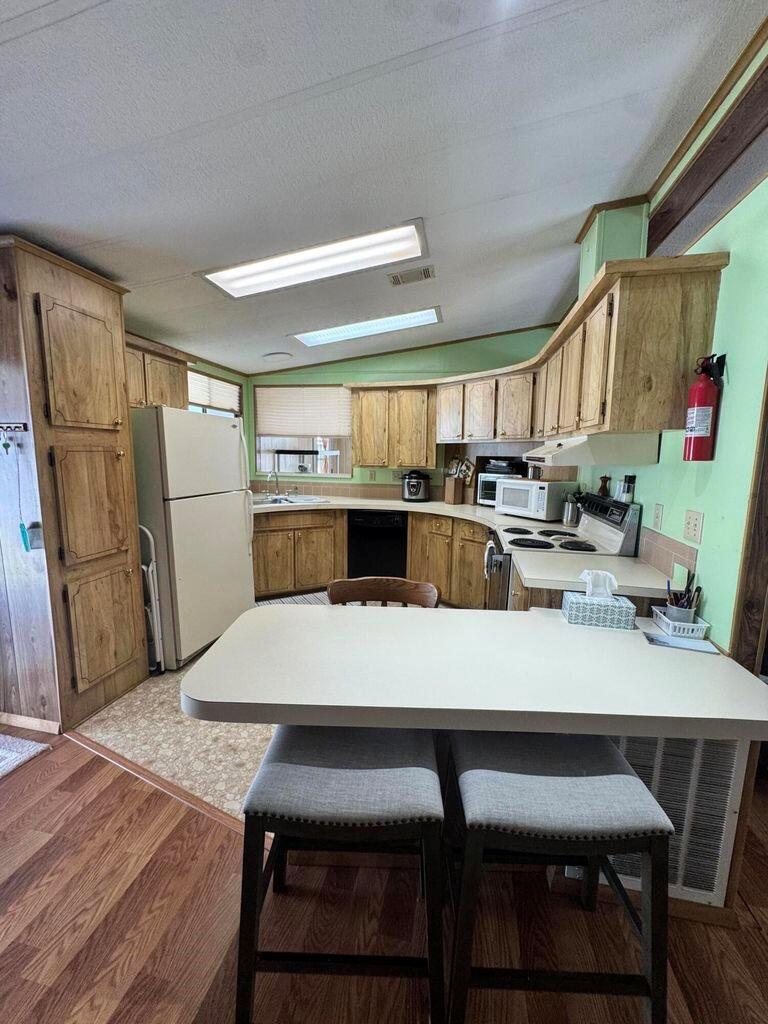 Spanish Lakes Country Clu - Residential
