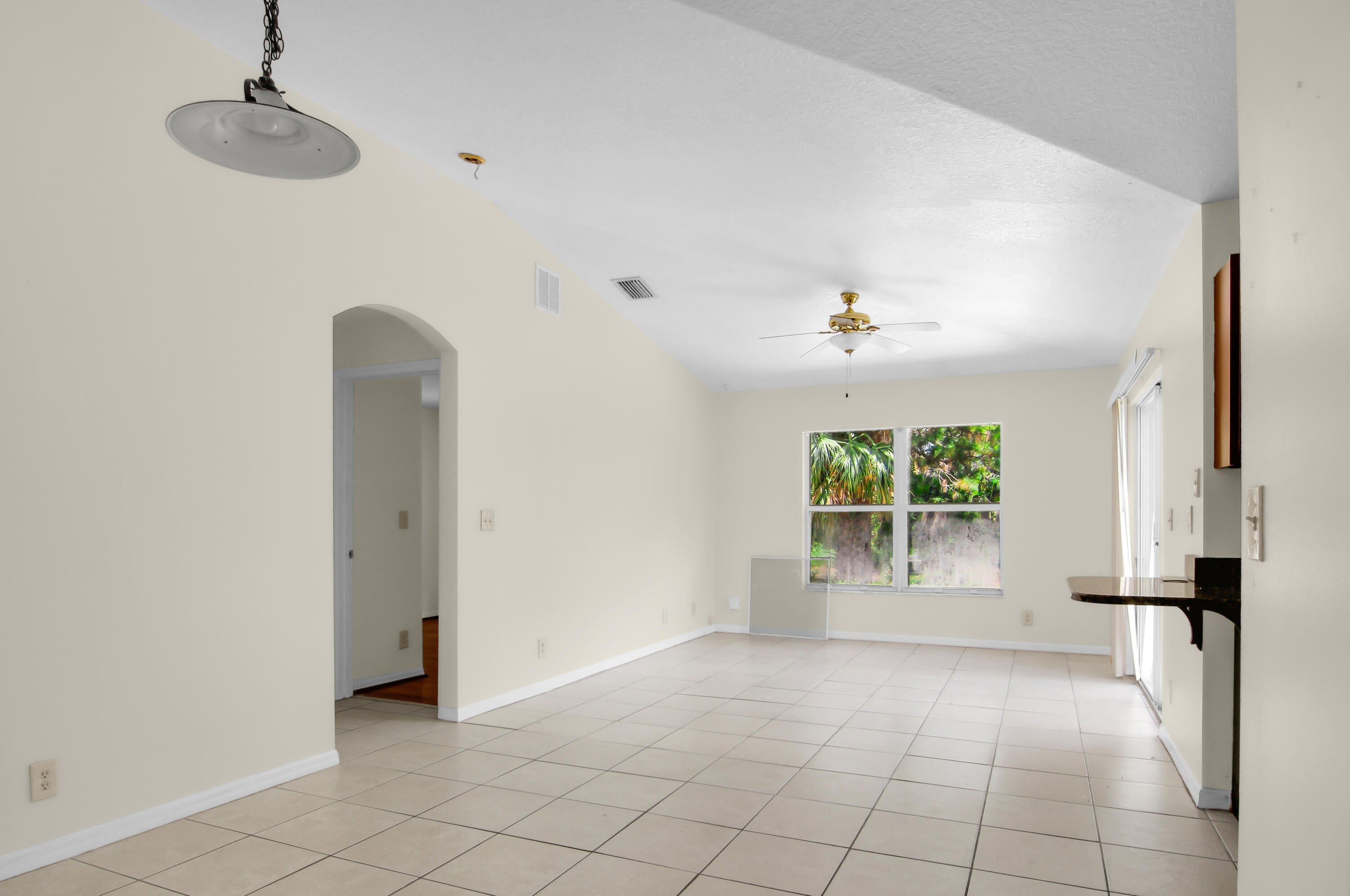 1931 SW Fears Avenue