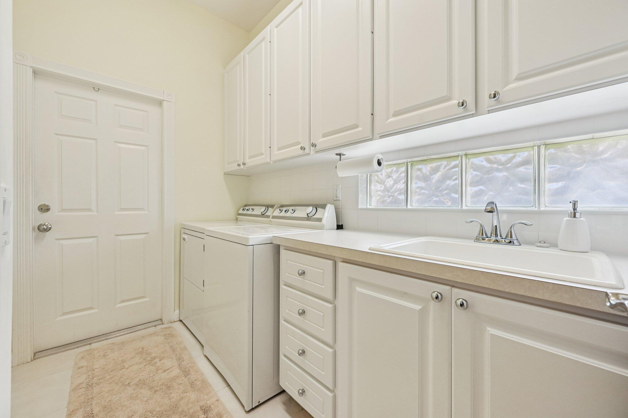 THE RETREAT - Residential