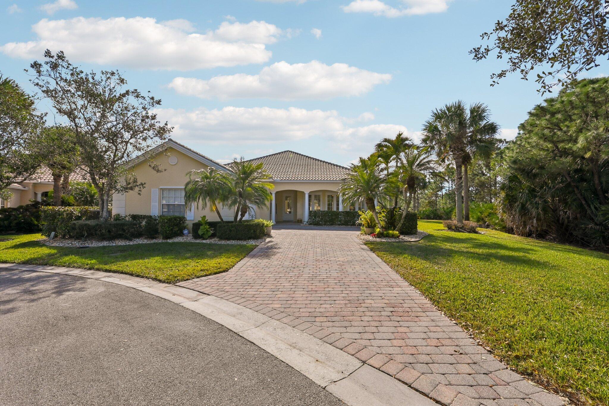 THE RETREAT - Residential