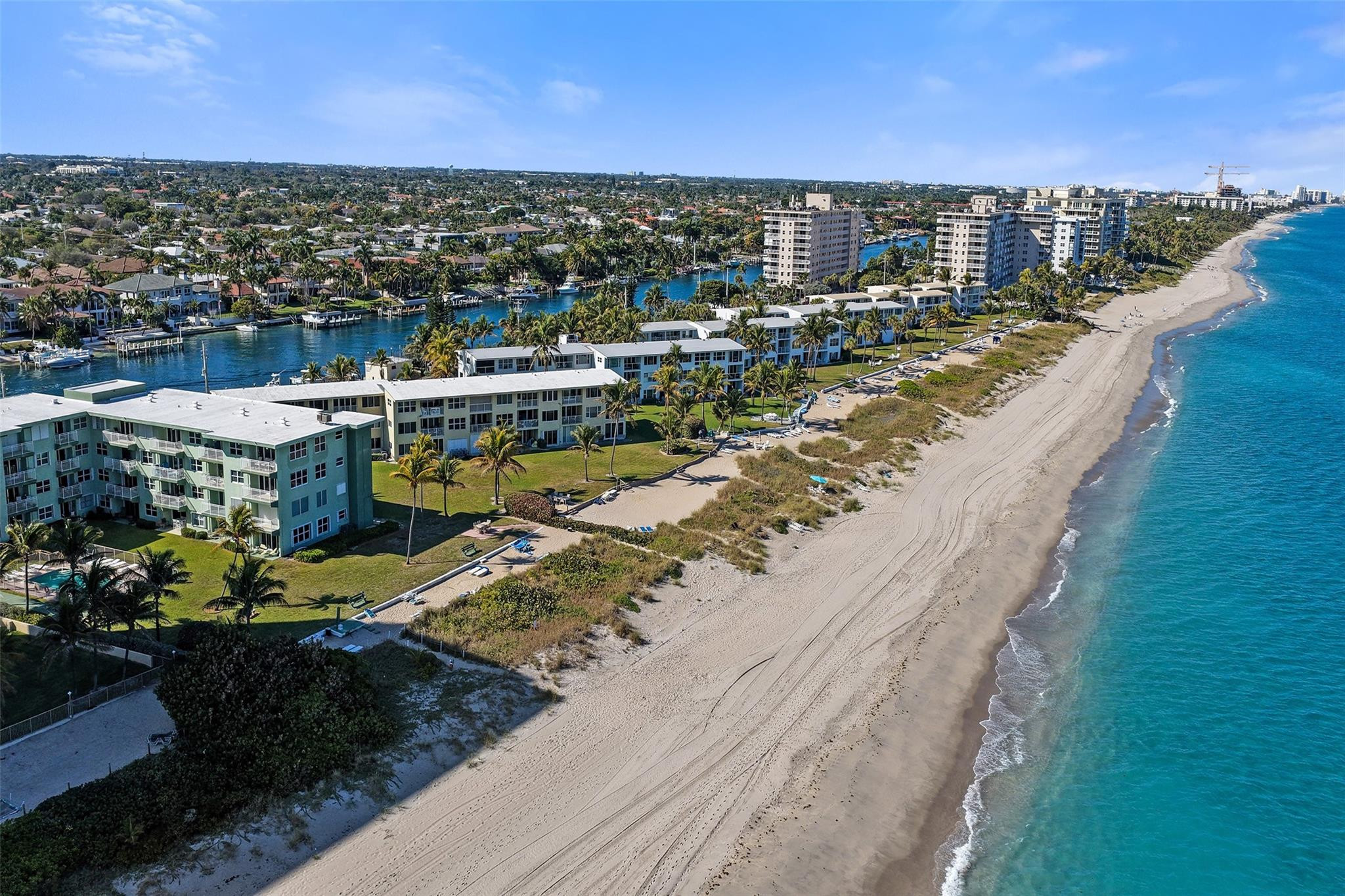 HILLSBORO MILE OCEAN APTS - Residential