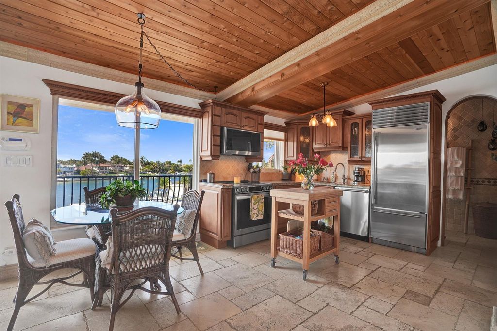 Photo of 1039 Hillsboro Mile #22, Hillsboro Beach, FL 33062 (MLS # F10554857)