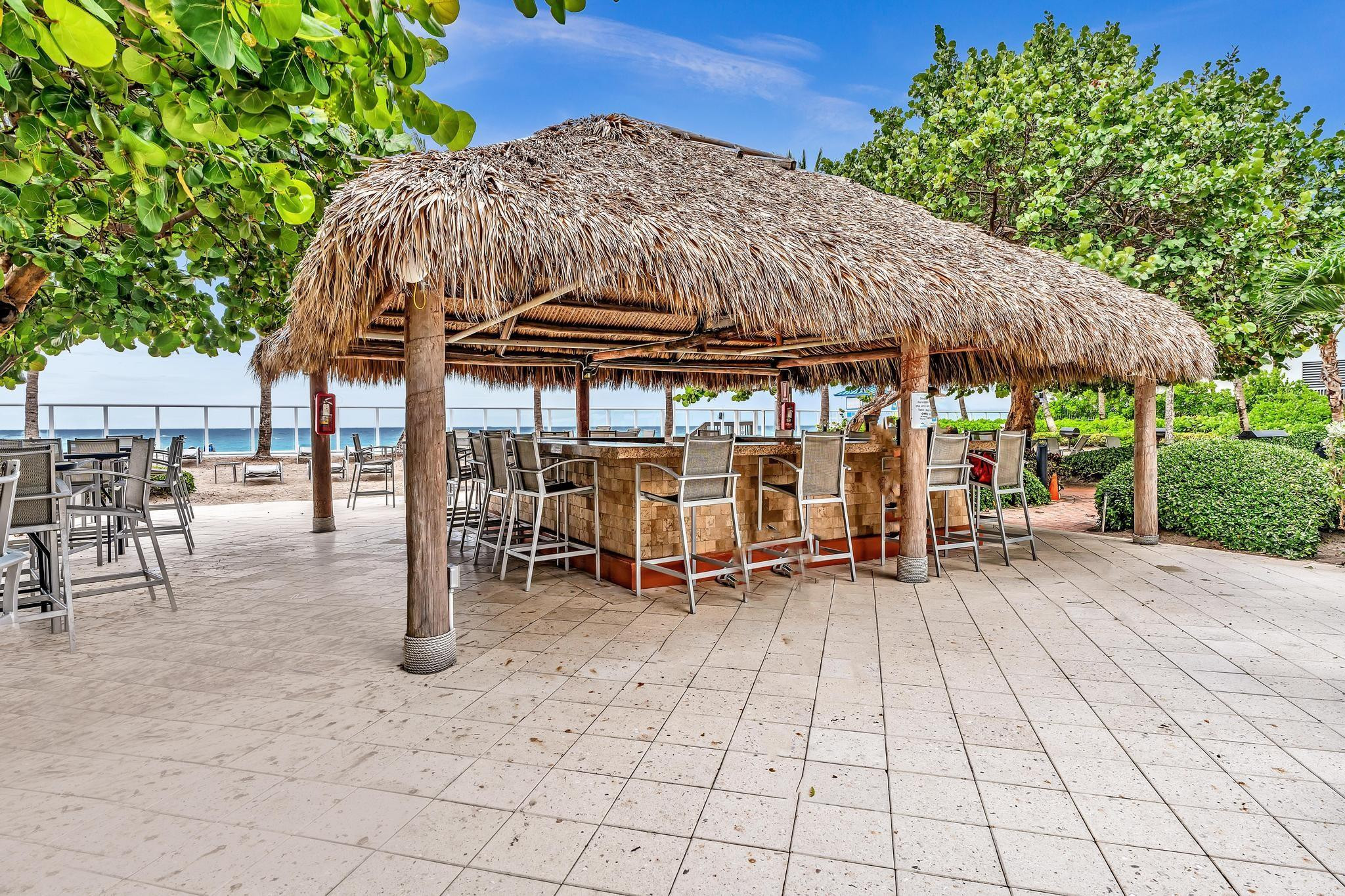 RESIDENCES ON HOLLYWOOD BEACH - Residential