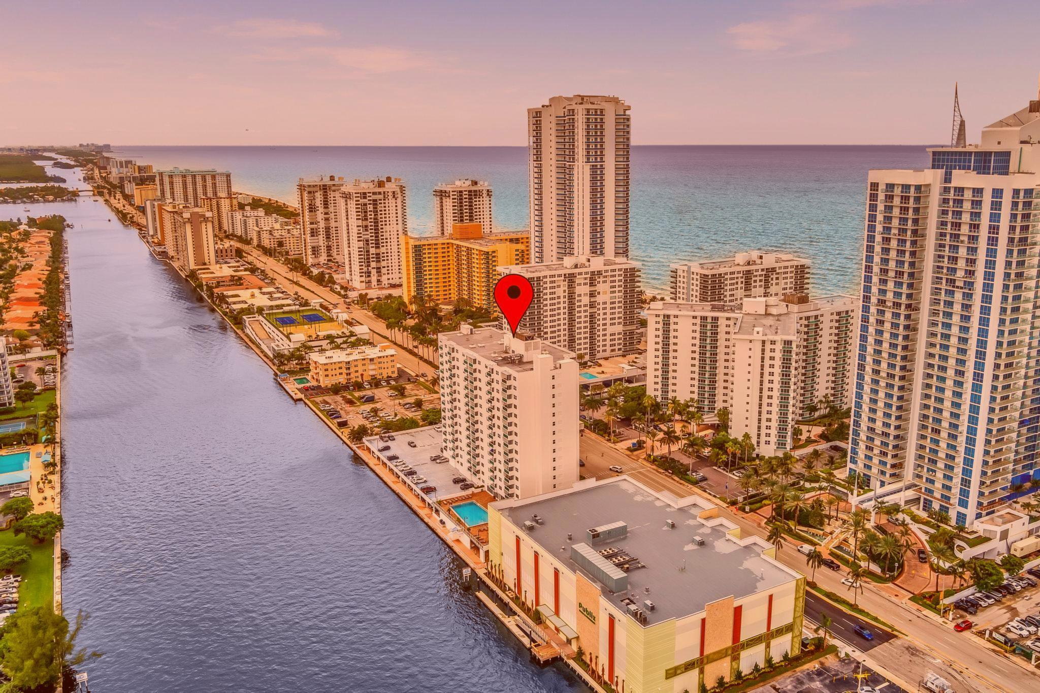 RESIDENCES ON HOLLYWOOD BEACH - Residential