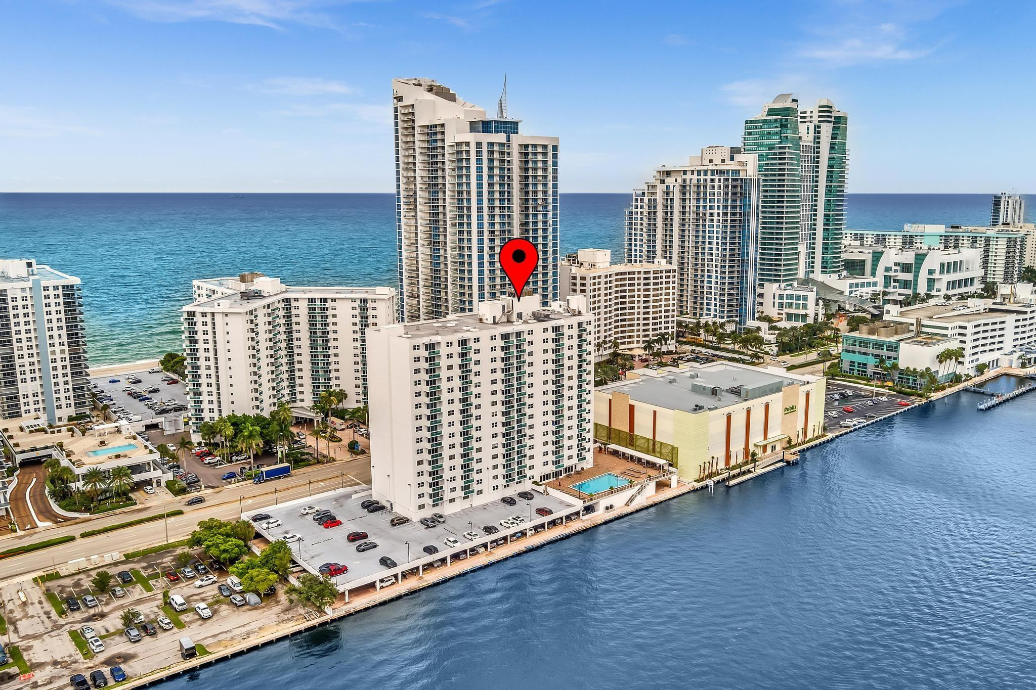 RESIDENCES ON HOLLYWOOD BEACH - Residential