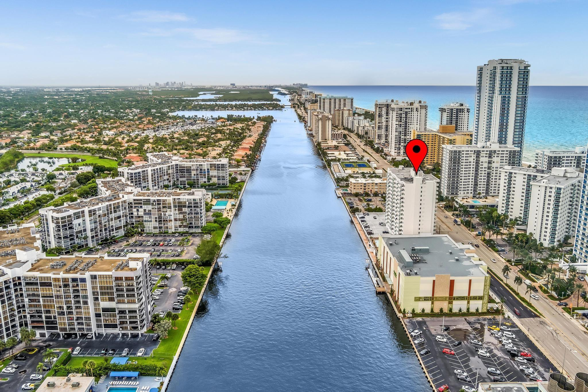 RESIDENCES ON HOLLYWOOD BEACH - Residential