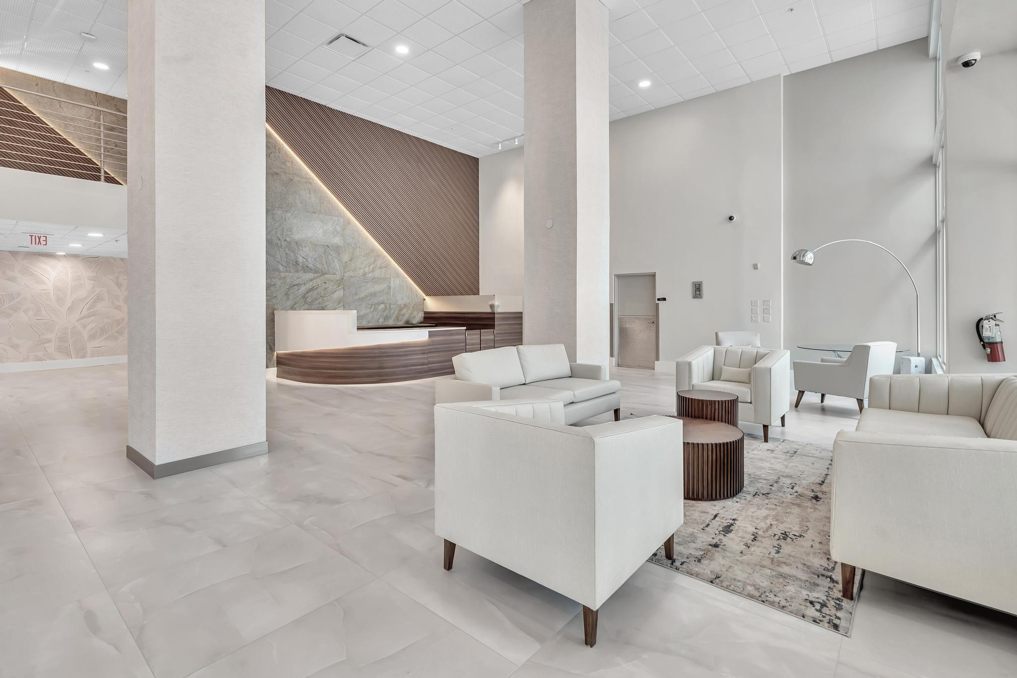 RESIDENCES ON HOLLYWOOD BEACH - Residential