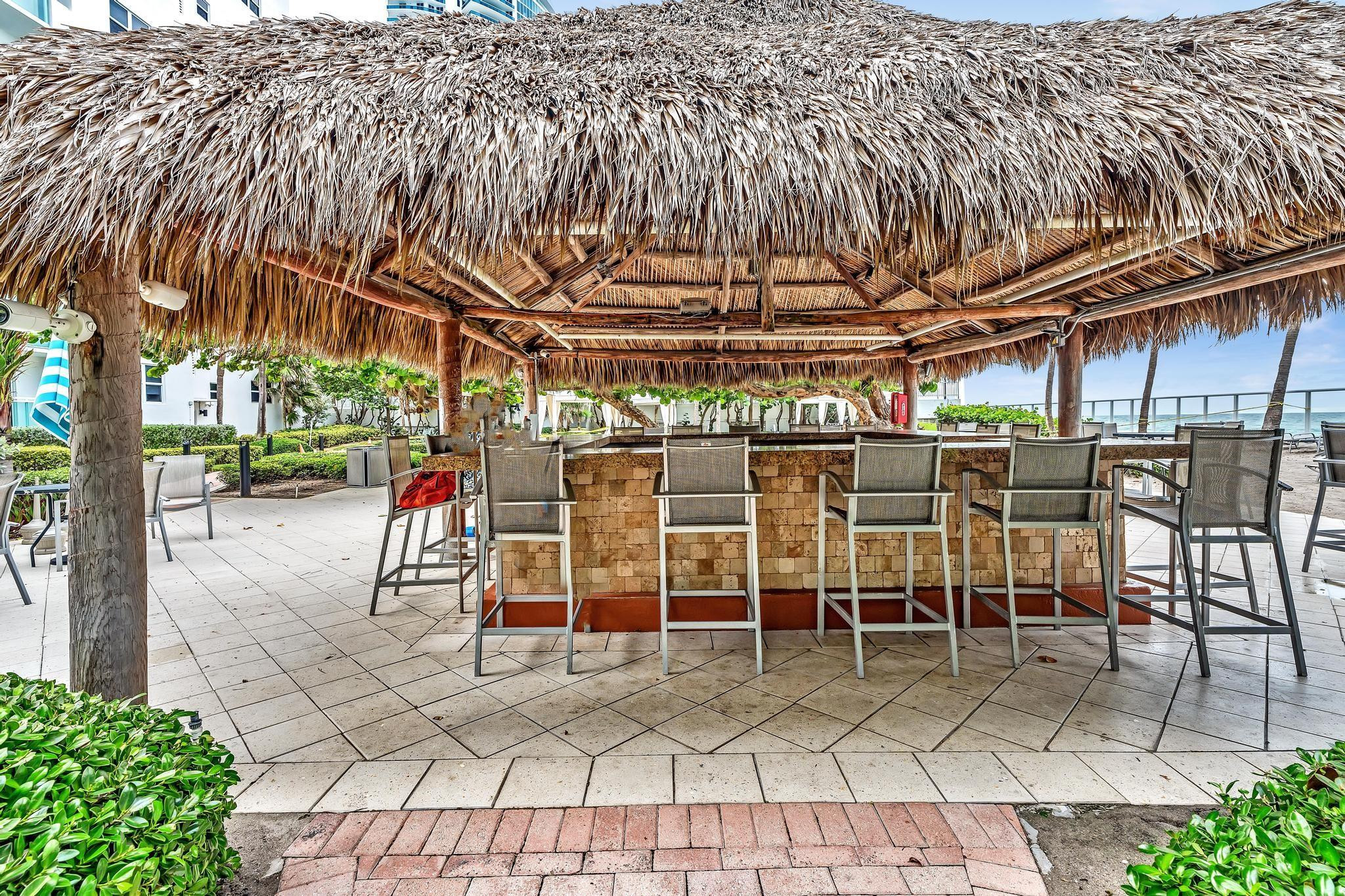 RESIDENCES ON HOLLYWOOD BEACH - Residential