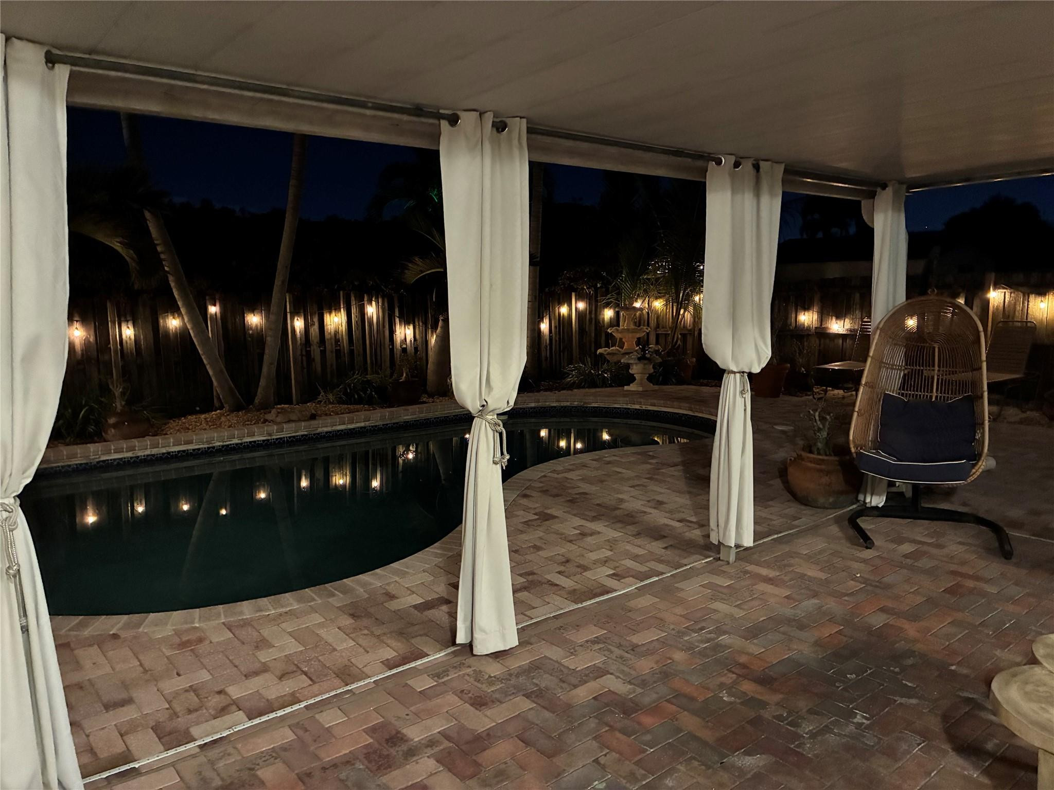 Pasadena Lakes South 75-4 - Residential