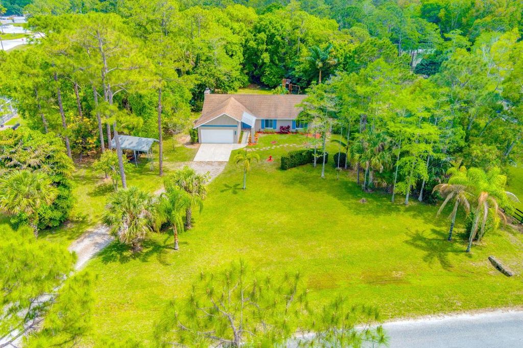 Photo of 17890 121st Terrace N, Jupiter, FL 33478 (MLS # R10975030)