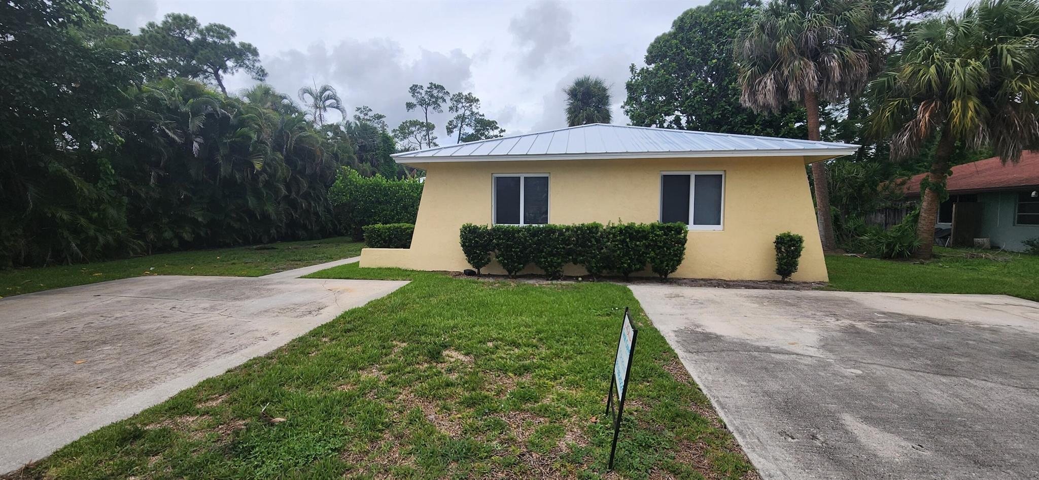 HIGHLAND PINES - Residential Lease
