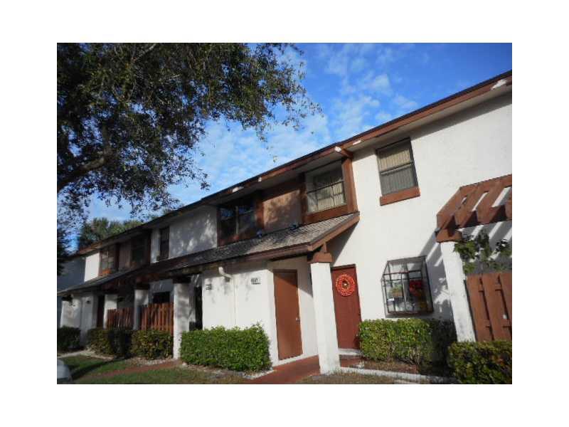 WOW, ONE OF THE BEST OPPORTUNITIES TO OWN A 2/2 TOWNHOME WITH TONS OF LIVING SPACE, TONS OF STORAGE, GREAT FAMILY NEIGHBORHOOD, GREAT SCHOOLS, LOCATED VERY CLOSE TO ALL TYPES OF SHOPPING, AND SEVERAL TYPES OF PUBLIC TRANSPORTATION. Employees of Bank of A merica or its affiliates or subsidiaries are strictly prohibited from directly or indirectly purchasing any property owned by Bank of America