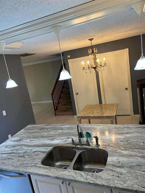 VILLAGE OF SANDALWOOD LAKES 3 - Residential