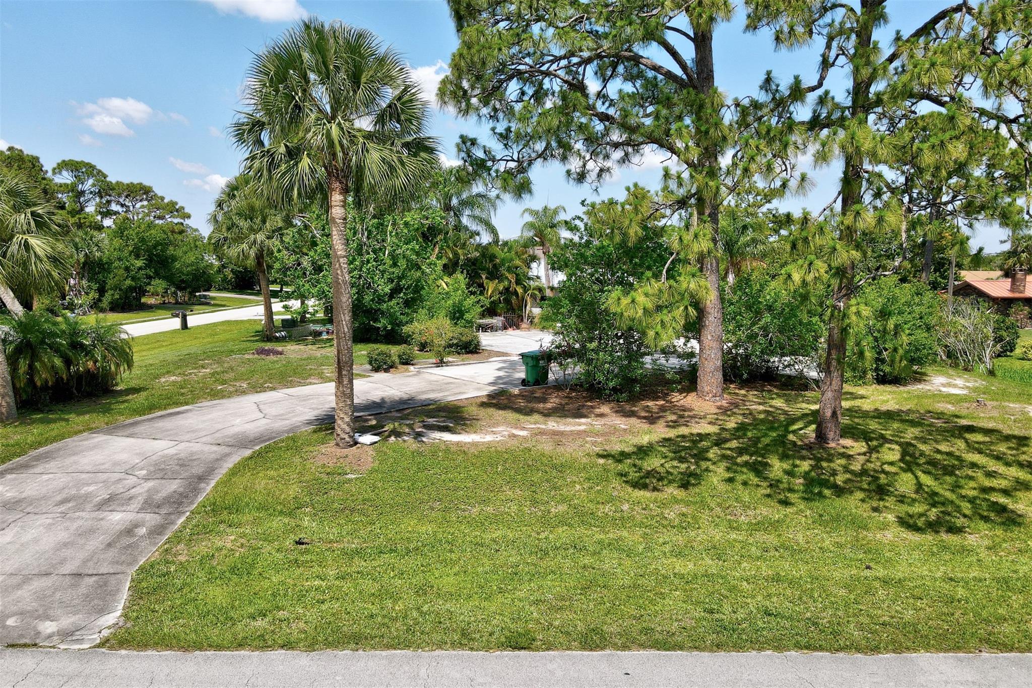 Sebastian Highlands - Land